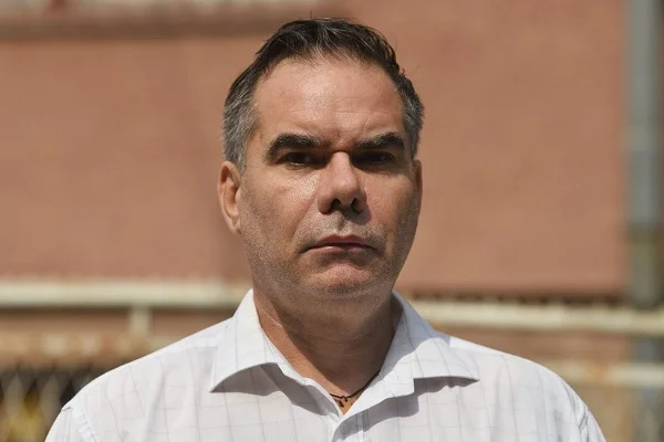 Politikani serb: Hamasi është i njëjtë me Listen Serbe