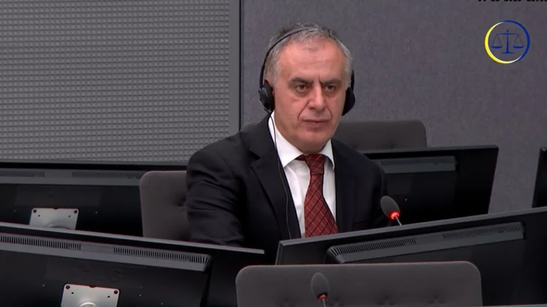 Paraqitja e parë e Isni Kilajt në Hagë, hetohet për ‘pengim të personave zyrtarë’ dhe ‘shkelje e fshehtësisë së procedurës’