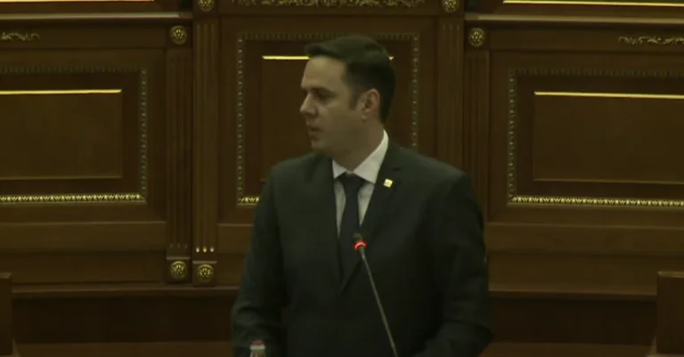 Abdixhiku: Kurti na solli në autonomi për serbët, pa njohje de jure