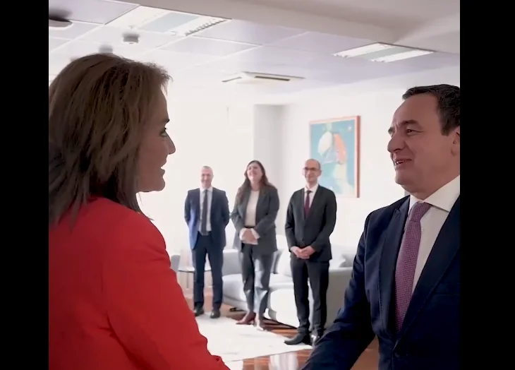 Kurti pas takimit me Bakoyannis: Jemi të bindur se jemi në rrugën e duhur për anëtarësim në KE