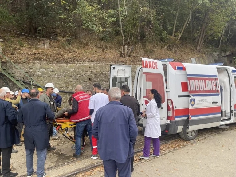 Allarme: Va a sei minatori la cui salute si deteriora