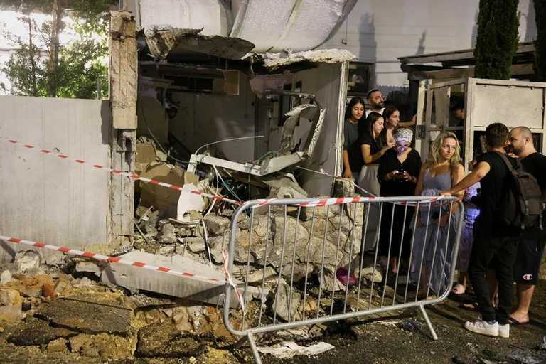 Ciudad israelí, Kiryat Ono atacado por cohetes