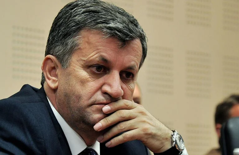 Incluso Ismet Beqiri no puede recordar si Glauk Konjufca lanzó gas lacrimógeno