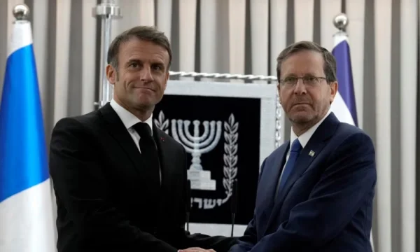 Macro to Tel Aviv: Frankreich steht nebeneinander mit Israel
