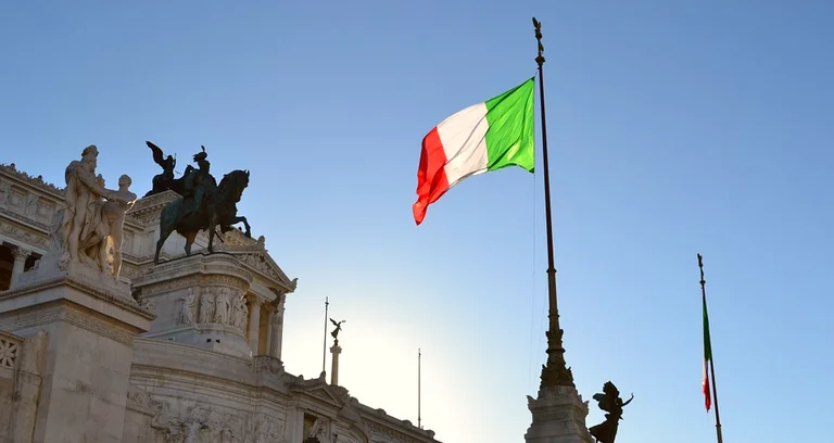 Italia expulsa Kosovo radicalizado