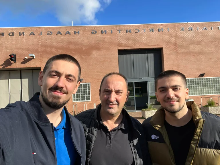 Lieburn Aliu visita ex Líderes del KLA en La Haya
