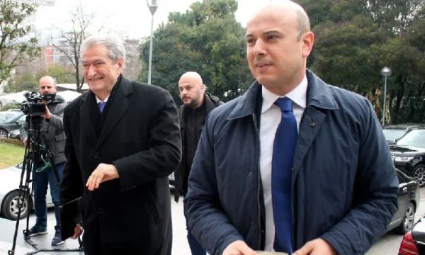 Tantos años en prisión, Sali Berisha y su novio Jamarber Malltezi