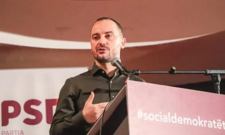 Mollyqa: Kurt, schauen Sie nicht an, was er sagt, aber was er tut.