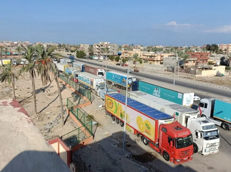 Israele permette all'Egitto di inviare aiuti umanitari alla Striscia di Gaza