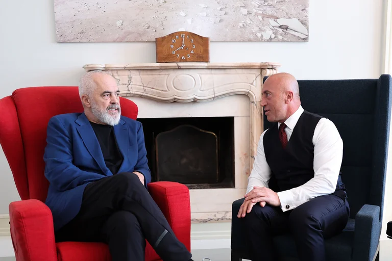 Haradinaj se reúne con Rama: Le pedí que ayudara a Kosovo con los desafíos que tenemos