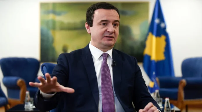 Kurti publikon pamje: Terroristët e Banjskës u trajnuan në njërën prej bazave kryesore të Ushtrisë Serbe