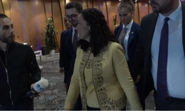 Macro lo nombró "Seguido"Los líderes de Kosovo Osmani: Creo que tendremos comprensión para superar los desafíos.