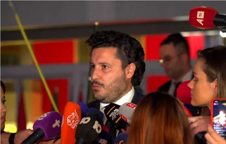 Abazovic: En la cumbre se discutió el ataque terrorista contra Banjska, no puedo dar detalles.