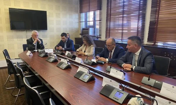 Për të katërtën herë mungon VV-ja, s’konstituohet Komisioni Hetimor për rezervat