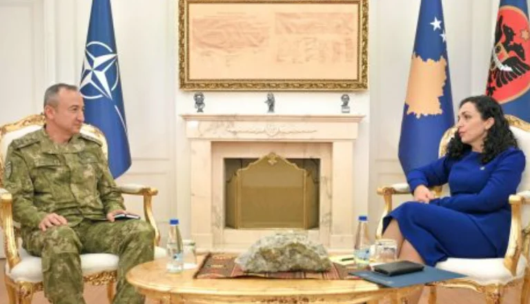 Osmani priti komandantin e ri të KFOR: I rëndësishëm koordinimi përballë kërcënimeve të Serbisë