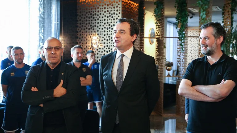 Kurti as edhe një fjalë për Kombëtaren e Kosovës, zgjedh Shqipërinë për t’i përkrahur