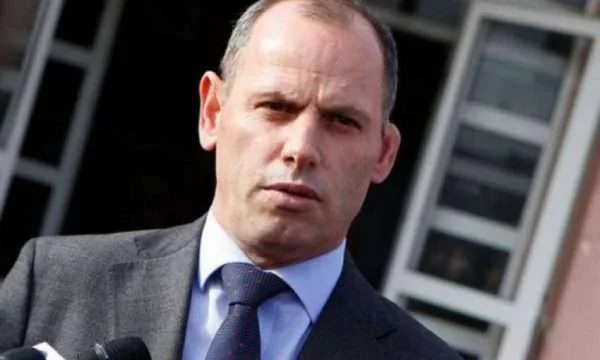 Raportohet se Ramiz Lladrovci ka sulmuar fizikisht ish-kandidatin e PDK-së për deputet