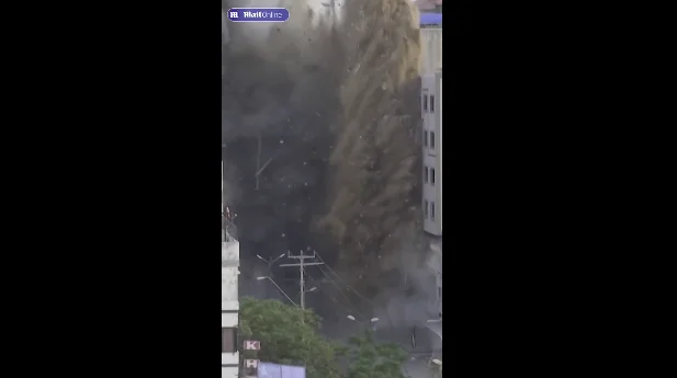 Momenti dramatik: Raketa e Izraelit godet objektin e bankës në Gaza