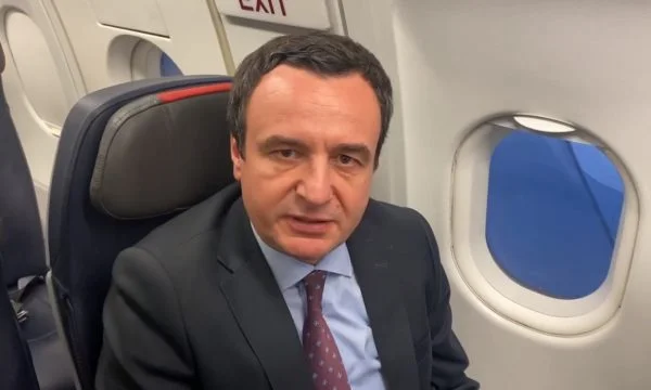 “Fluturon, fluturon… Kurti”, këto janë udhëtimet e Albinit jashtë vendit këtë vit