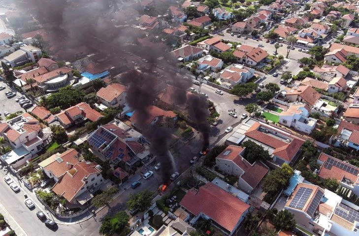 Sulmet në Izrael, të paktën 40 të vdekur dhe 779 të plagosur