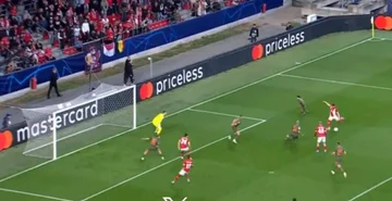 Super Arbnor Muja, markiert den Euroggol in der Champions League (VIDEO)