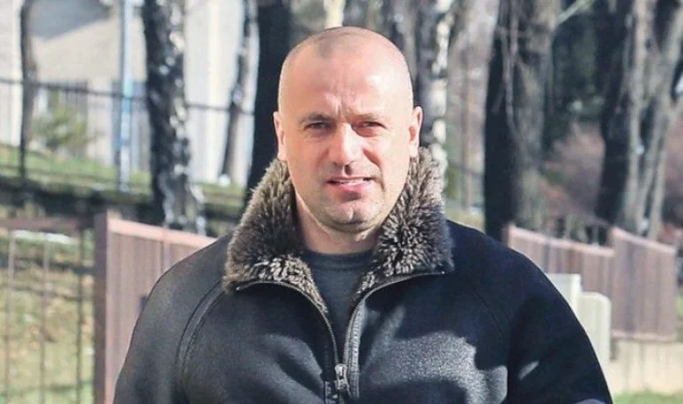 “Serbët e veriut do ta paguajnë çmimin”: Një reagim i ashpër në Serbi pas lirimit të Radoiçiqit