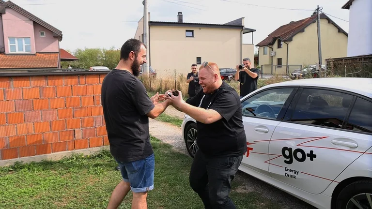 Arbnor Rushiti fitues i BMW të serisë së 3-të – Go+ LOJË E TRENT
