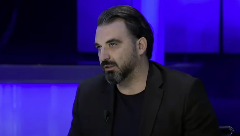 Mehmetaj: Albin Kurti i paaftë të krijojë vetë momente, gjahton te lavdia e të tjerëve