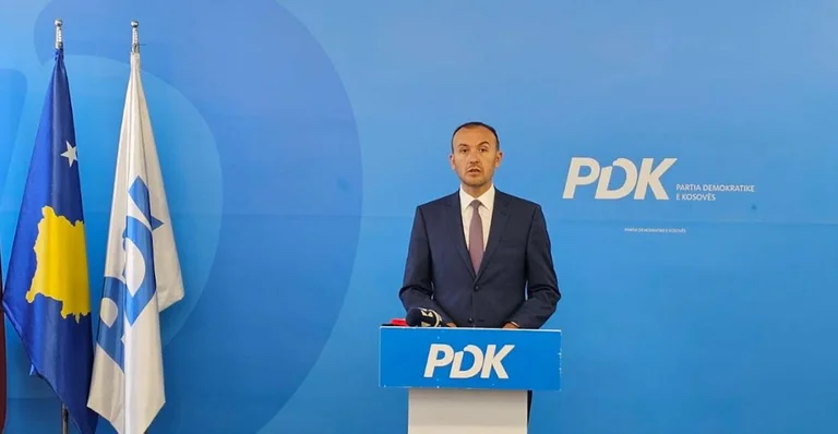 Mustafa i reagon Muratit: Për një vit u punësuan vetëm 8 mijë e 789 persona