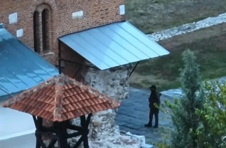 Prokurori: Trupave të sulmuesve të vrarë po iu kryhet obduksioni në IML