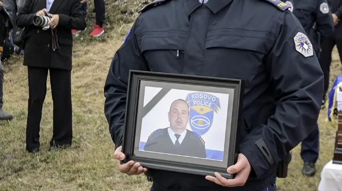 Qeveria jep 50 mijë euro për familjen e policit Afrim Bunjaku