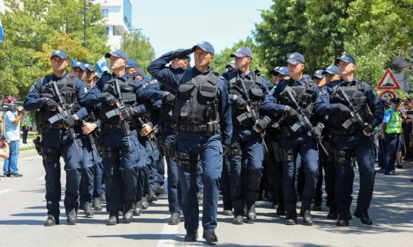 Presidentja Osmani: Të gjithë jemi me Policinë e Kosovës, terroristët s’na zmbrapsin