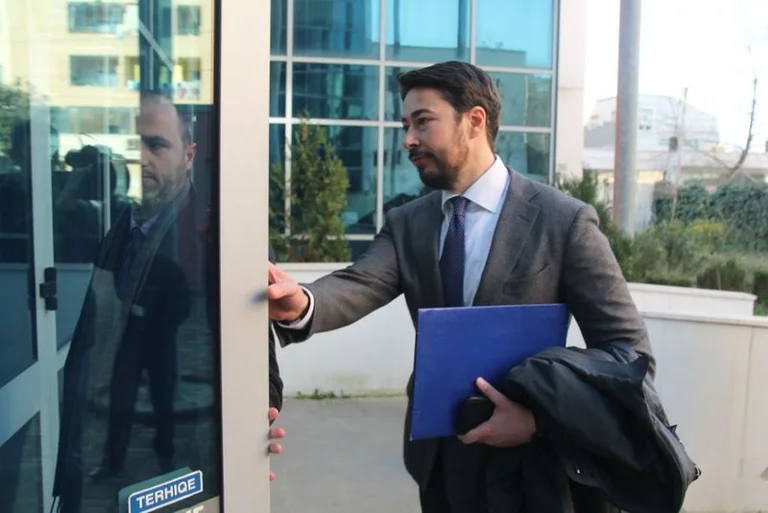 Gërdeci: Prokuroria shqiptare merr në pyetje djalin e Sali Berishës, Shkëlzenin