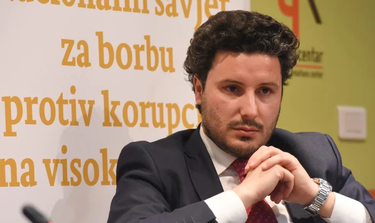 “Jam nën kallash prej tri vitesh”, Abazoviç: Kam krijuar shumë armiq në Mal të Zi