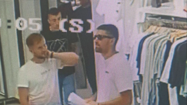 Nëse shihni këta tre persona njoftoni menjëherë Policinë