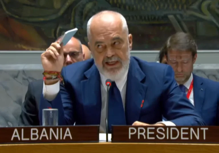 Rama i nxjerr kartën e OKB-së delegacionit rus: Sado të përpiqeni, Kosova është e pavarur
