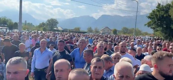 Shkelja e dy këmbësorëve në Ozdrim: Familja Shala ia zgjat dorën e pajtimit asaj Elshani