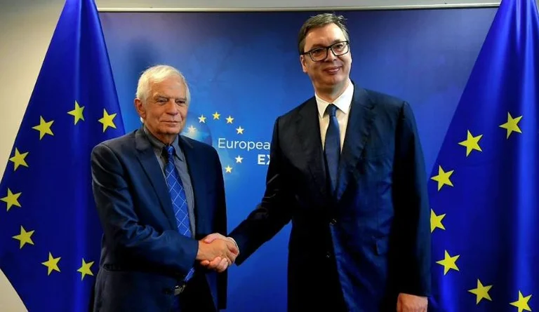 Vuciki aus Brüssel: Schwierige Gespräche beginnen