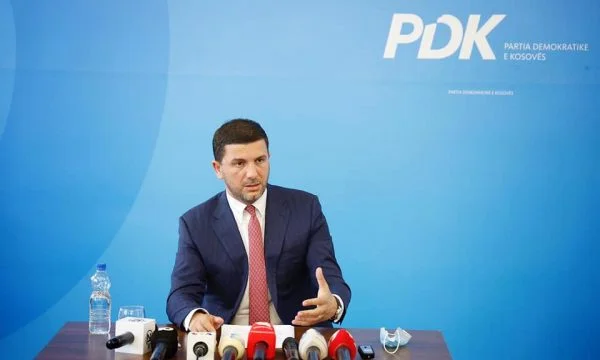 Krasniqi: Qeveria të mblidhet me urgjencë dhe të ndajë fonde për komunat e prekura nga vërshimet