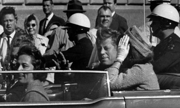 Dopo 60 anni il testimone rompe il silenzio, solleva nuove domande sull'omicidio dell'ex presidente Kennedy
