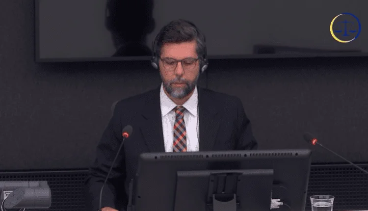 Ancora oggi, la testimonianza continua ad essere Fred Abrahams, a “Heuman Rights Watch