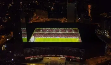 Albanien-Polon Spiel beginnt mit 1 Minute Stille