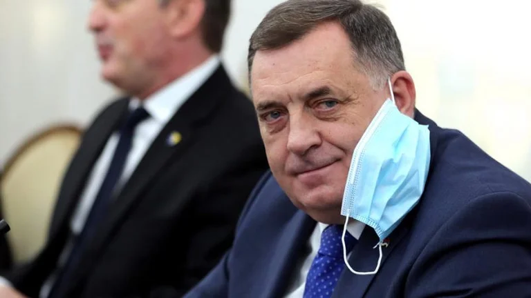 Affaire lancée contre Dodik pour avoir nié le génocide de Srebrenica