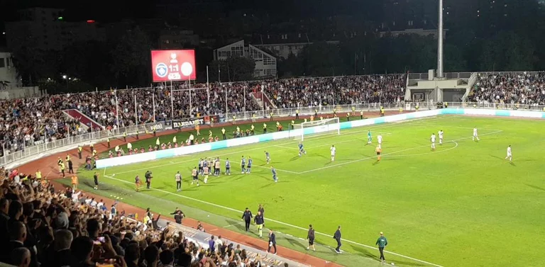 Goooool Vedat Muriqi no perdona el Jaka Suiza de Gran, el resultado es igual