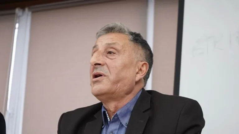 Rrahman Jasharaj – Nagavcit e Sveçlës: Po na nënçmoni e degradoni, do t’ua kthejmë me protesta e greva