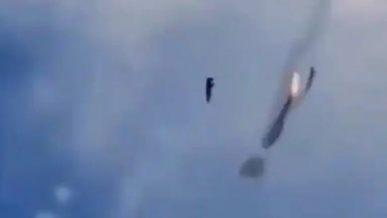With a single button the Ukrainians drop the Russian helicopter in the south of the country (VIDEO)