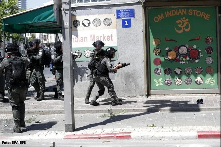 Tra di loro rifugiati Eritreas a Tel Aviv, oltre 100 feriti