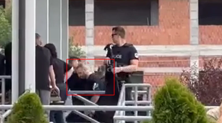 Bon Vivatt assassination,“Italian” is sent back to QKUK, delivered by large police forces