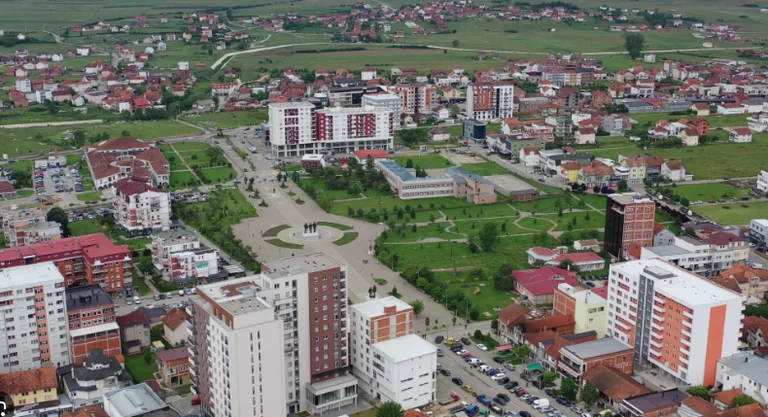 Sie waren im Urlaub nach Kosovo gekommen, eine Familie verschwand in Drenas