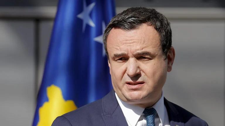Kurti takon tre policët që u rrëmbyen në veri